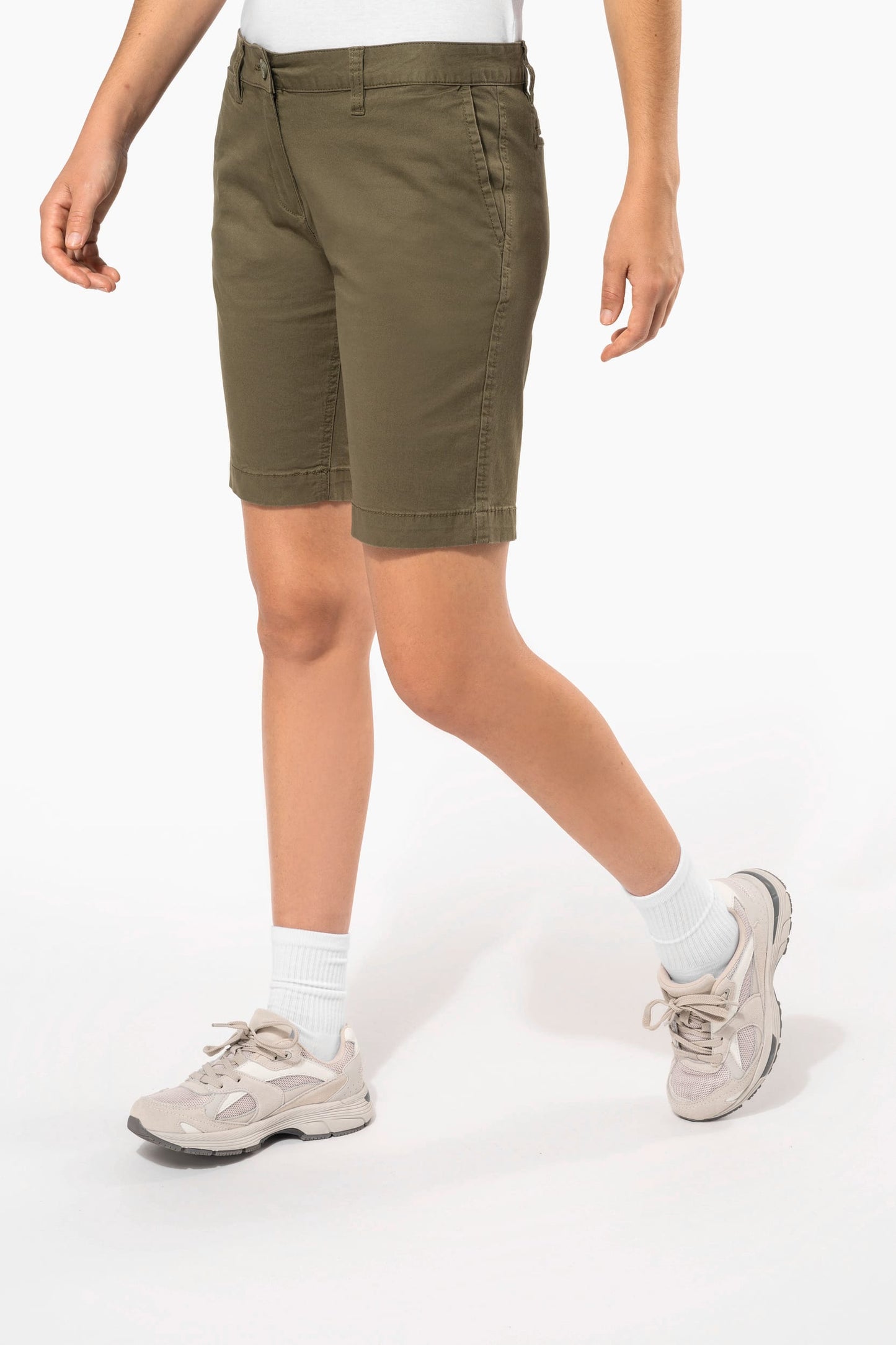 Bermuda chino mujer
